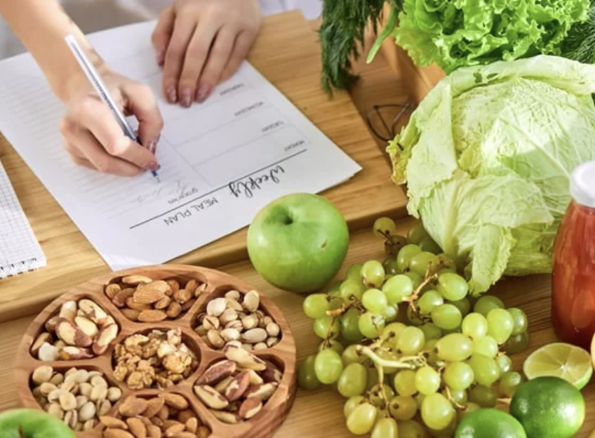 Diyetisyen Olmak İstiyorum: Kayıtlı Diyetisyen Olma Rehberi ve İpuçları